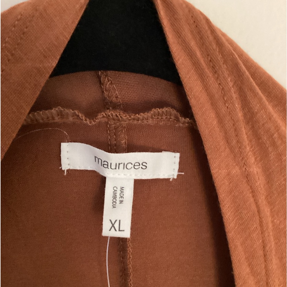 Maurice’s never worn XL brown long sleeve cardigan.